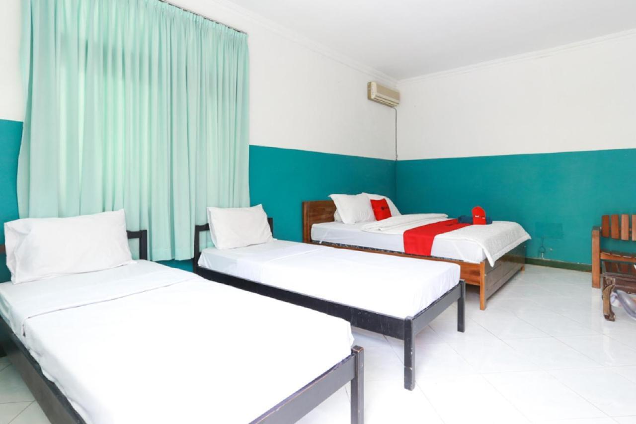 Hotel Reddoorz Syariah Near Alun Alun Magelang Bayeman Exterior foto